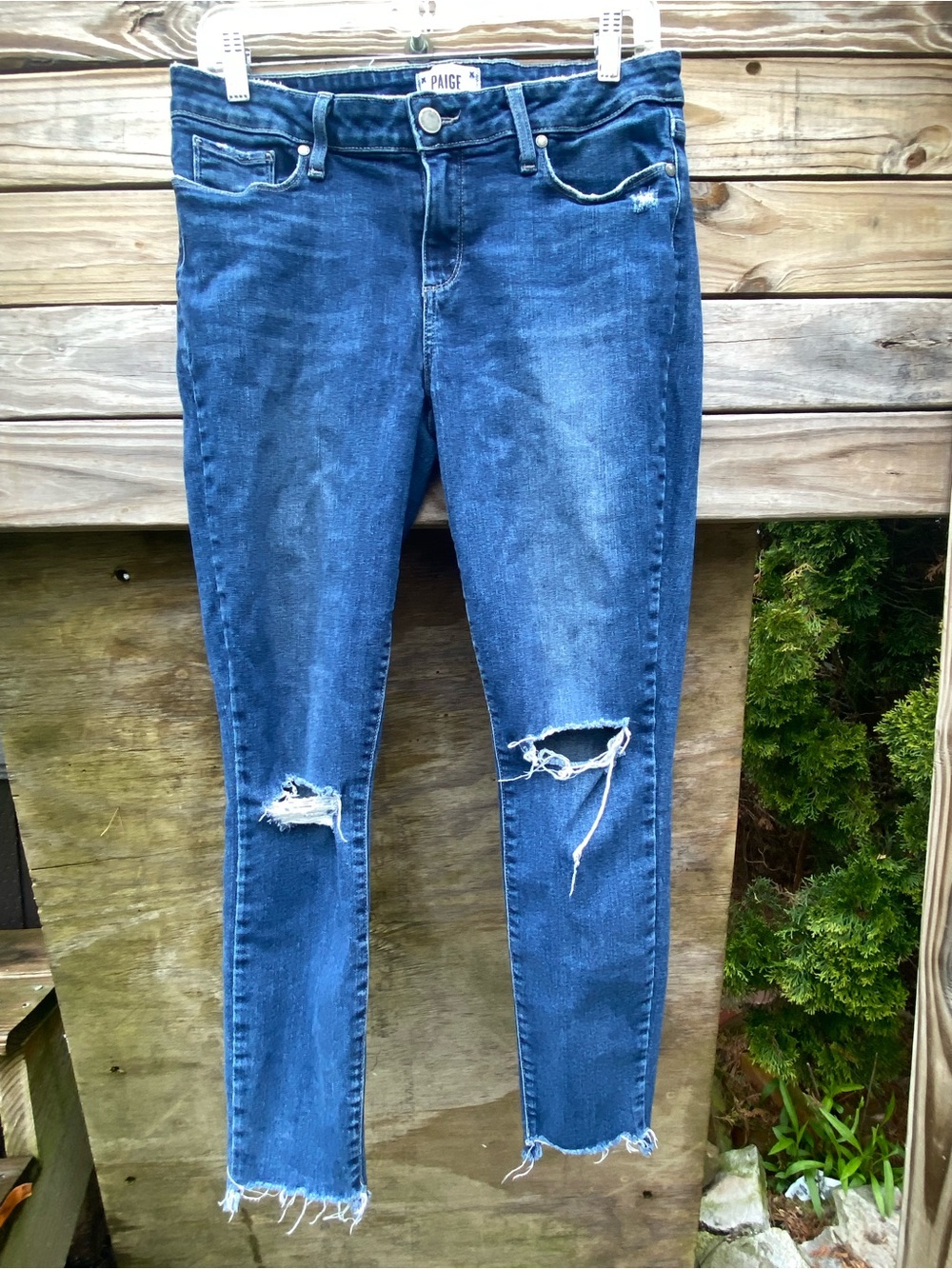 PAIGE Women's Distressed Verdugo Ankle Jeans Size 31 Wash Dedee Dest.